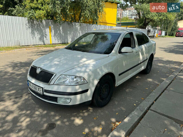 Белый Шкода Октавия, объемом двигателя 1.9 л и пробегом 390 тыс. км за 4000 $, фото 5 на Automoto.ua
