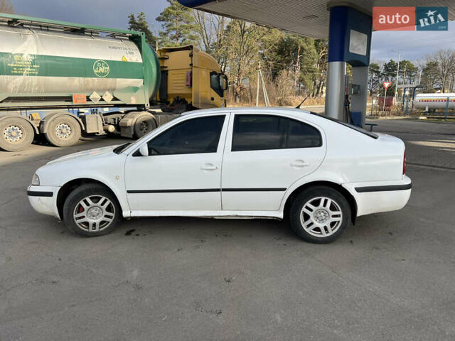 Білий Шкода Октавія, об'ємом двигуна 1.8 л та пробігом 285 тис. км за 4000 $, фото 7 на Automoto.ua