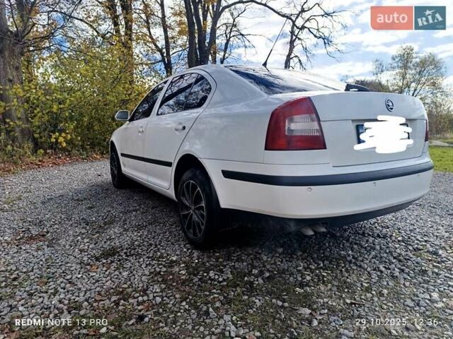 Шкода Октавія 2005 у Миколаїв на Automoto.ua Білий Шкода Октавія, об'ємом двигуна 1.9 л та пробігом 265 тис. км за 5900 $, фото 5 на Automoto.ua