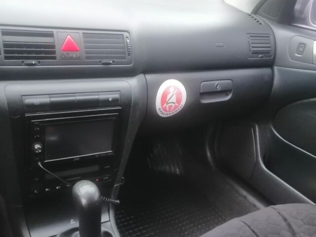 Білий Шкода Октавія, об'ємом двигуна 1.8 л та пробігом 250 тис. км за 4300 $, фото 8 на Automoto.ua