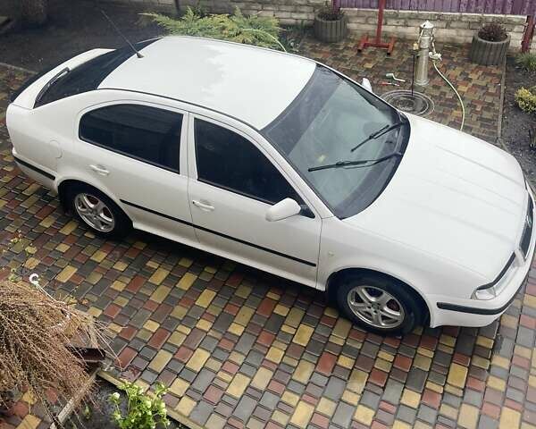 Шкода Октавия 2006 в Чернигове на Automoto.ua Белый Шкода Октавия, объемом двигателя 1.6 л и пробегом 245 тыс. км за 5700 $, фото 8 на Automoto.ua