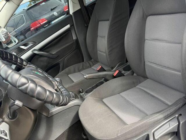 Шкода Октавія 2006 у Кривому Розі на Automoto.ua Білий Шкода Октавія, об'ємом двигуна 1.6 л та пробігом 301 тис. км за 5750 $, фото 10 на Automoto.ua