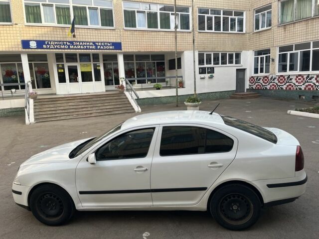 Белый Шкода Октавия, объемом двигателя 1.9 л и пробегом 360 тыс. км за 4600 $, фото 8 на Automoto.ua