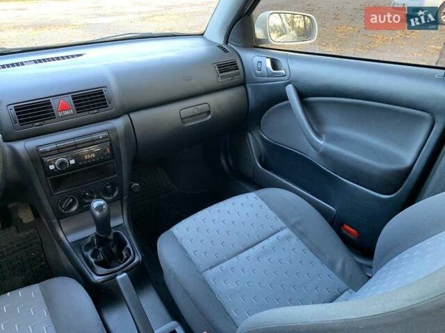 Шкода Октавия 2006 в Кривом Роге на Automoto.ua Белый Шкода Октавия, объемом двигателя 1.6 л и пробегом 187 тыс. км за 4800 $, фото 27 на Automoto.ua