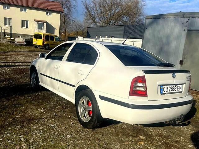 Шкода Октавия 2006 в Чернигове на Automoto.ua Белый Шкода Октавия, объемом двигателя 1.6 л и пробегом 245 тыс. км за 6000 $, фото 8 на Automoto.ua