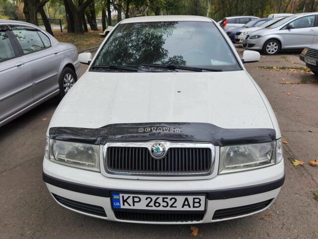 Белый Шкода Октавия, объемом двигателя 1.6 л и пробегом 239 тыс. км за 5100 $, фото 4 на Automoto.ua