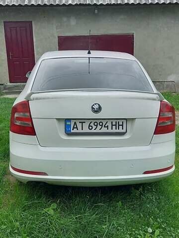 Білий Шкода Октавія, об'ємом двигуна 1.9 л та пробігом 212 тис. км за 6500 $, фото 3 на Automoto.ua