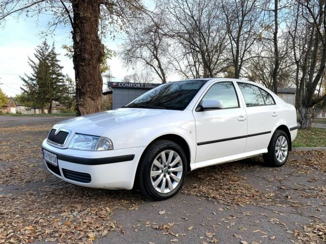 Шкода Октавия 2006 в Кривом Роге на Automoto.ua Белый Шкода Октавия, объемом двигателя 1.6 л и пробегом 187 тыс. км за 4800 $, фото 5 на Automoto.ua