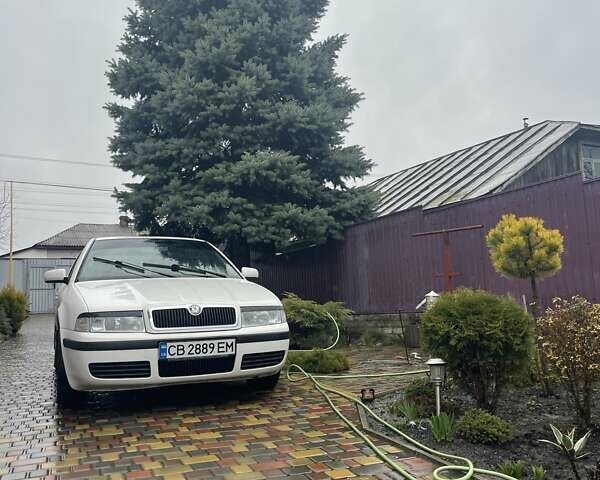 Шкода Октавия 2006 в Чернигове на Automoto.ua Белый Шкода Октавия, объемом двигателя 1.6 л и пробегом 245 тыс. км за 5700 $, фото 2 на Automoto.ua