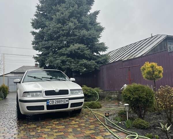 Шкода Октавия 2006 в Чернигове на Automoto.ua Белый Шкода Октавия, объемом двигателя 1.6 л и пробегом 245 тыс. км за 5700 $, фото 5 на Automoto.ua