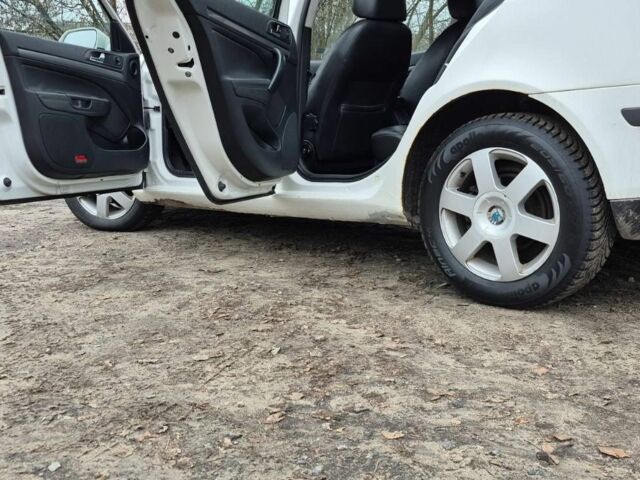 Білий Шкода Октавія, об'ємом двигуна 0 л та пробігом 300 тис. км за 2600 $, фото 21 на Automoto.ua