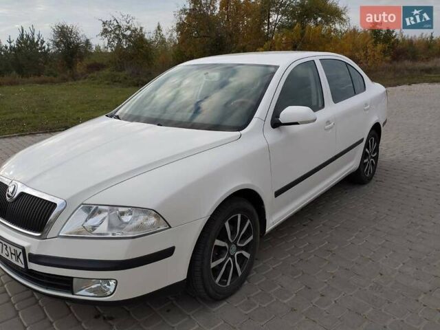 Білий Шкода Октавія, об'ємом двигуна 1.9 л та пробігом 300 тис. км за 6200 $, фото 6 на Automoto.ua
