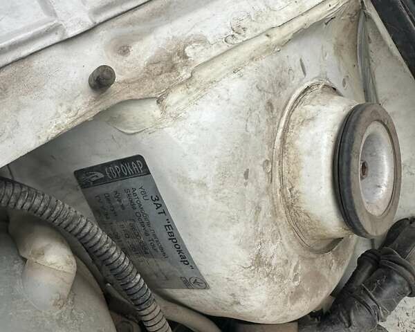 Белый Шкода Октавия, объемом двигателя 1.6 л и пробегом 182 тыс. км за 5700 $, фото 10 на Automoto.ua