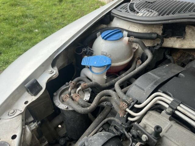 Білий Шкода Октавія, об'ємом двигуна 2 л та пробігом 285 тис. км за 2000 $, фото 19 на Automoto.ua