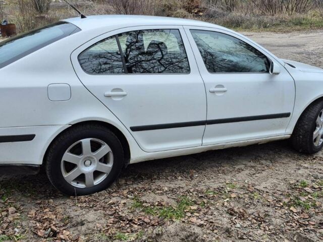 Білий Шкода Октавія, об'ємом двигуна 0 л та пробігом 300 тис. км за 2600 $, фото 1 на Automoto.ua
