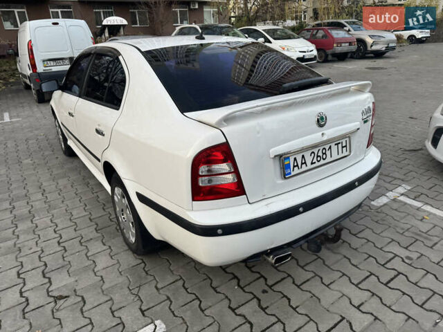 Белый Шкода Октавия, объемом двигателя 1.6 л и пробегом 213 тыс. км за 4500 $, фото 13 на Automoto.ua