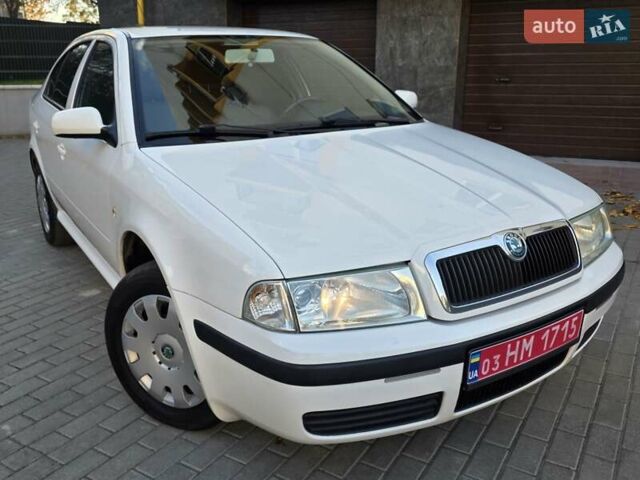 Білий Шкода Октавія, об'ємом двигуна 1.6 л та пробігом 230 тис. км за 4999 $, фото 15 на Automoto.ua