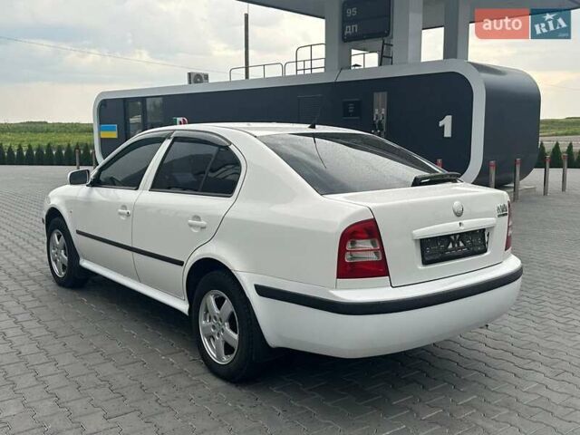 Белый Шкода Октавия, объемом двигателя 1.6 л и пробегом 182 тыс. км за 5700 $, фото 5 на Automoto.ua