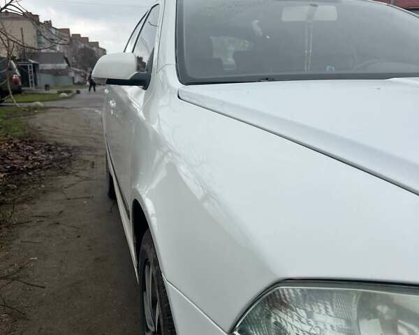 Білий Шкода Октавія, об'ємом двигуна 1.9 л та пробігом 310 тис. км за 5999 $, фото 3 на Automoto.ua