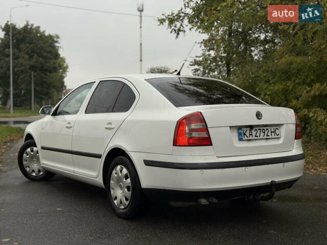 Белый Шкода Октавия, объемом двигателя 1.97 л и пробегом 220 тыс. км за 5500 $, фото 15 на Automoto.ua