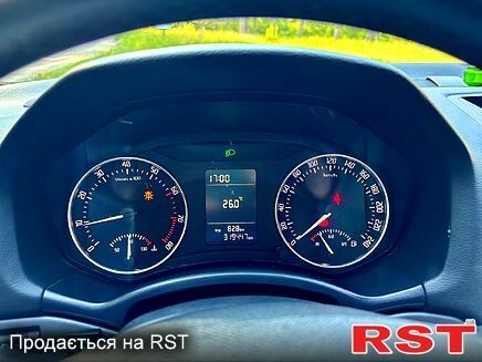 Білий Шкода Октавія, об'ємом двигуна 1.6 л та пробігом 319 тис. км за 7100 $, фото 6 на Automoto.ua