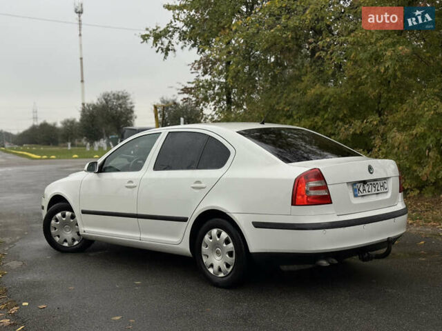 Белый Шкода Октавия, объемом двигателя 1.97 л и пробегом 220 тыс. км за 5500 $, фото 16 на Automoto.ua