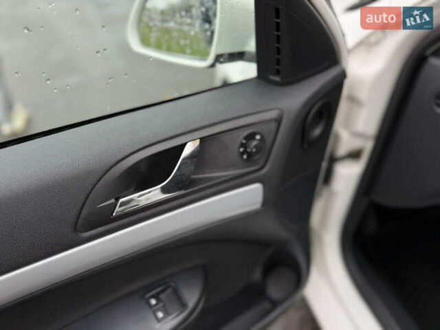 Белый Шкода Октавия, объемом двигателя 1.97 л и пробегом 220 тыс. км за 5500 $, фото 26 на Automoto.ua
