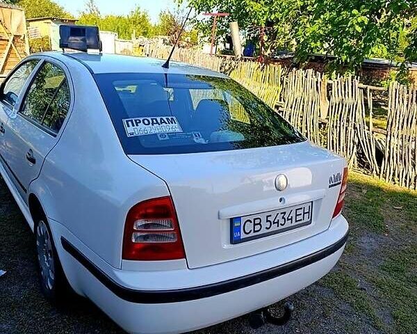 Білий Шкода Октавія, об'ємом двигуна 1.6 л та пробігом 310 тис. км за 5800 $, фото 1 на Automoto.ua