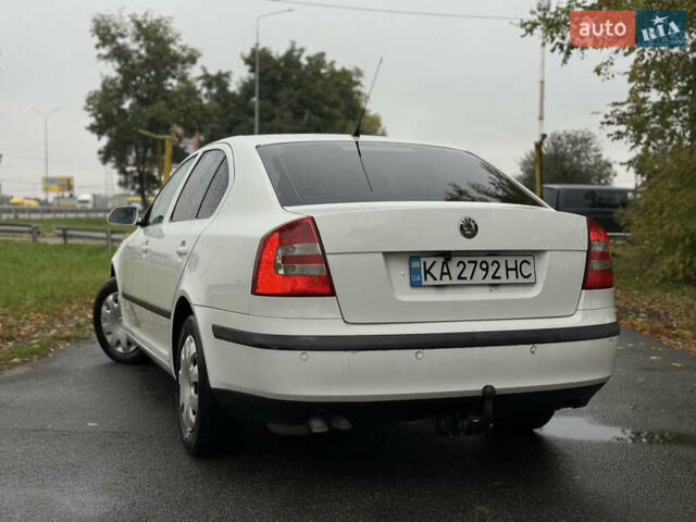 Белый Шкода Октавия, объемом двигателя 1.97 л и пробегом 220 тыс. км за 5500 $, фото 14 на Automoto.ua