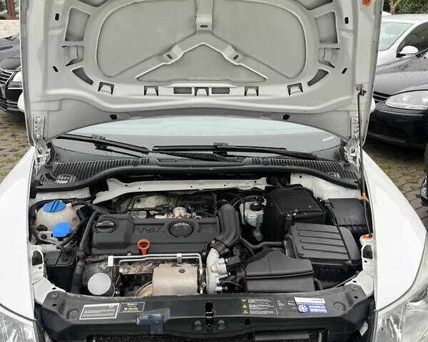 Белый Шкода Октавия, объемом двигателя 1.4 л и пробегом 187 тыс. км за 6500 $, фото 32 на Automoto.ua