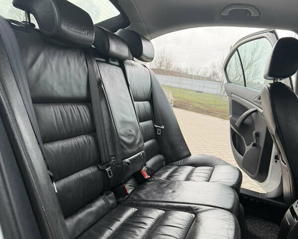 Белый Шкода Октавия, объемом двигателя 1.6 л и пробегом 231 тыс. км за 7150 $, фото 38 на Automoto.ua