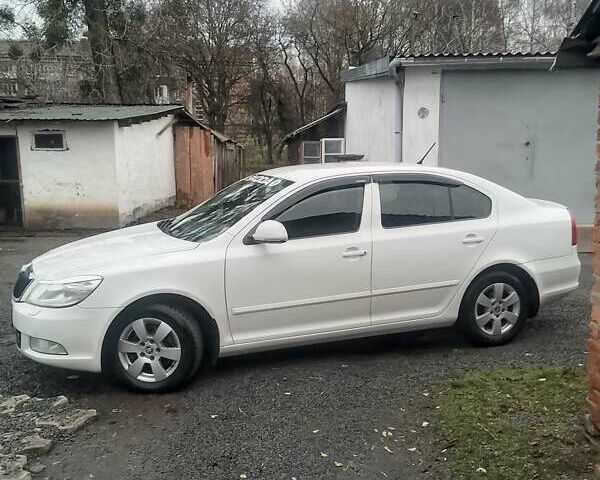Белый Шкода Октавия, объемом двигателя 1.6 л и пробегом 280 тыс. км за 7600 $, фото 12 на Automoto.ua