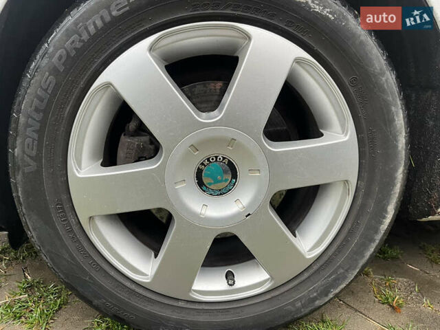 Белый Шкода Октавия, объемом двигателя 1.4 л и пробегом 187 тыс. км за 6500 $, фото 30 на Automoto.ua