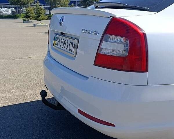 Белый Шкода Октавия, объемом двигателя 1.59 л и пробегом 216 тыс. км за 8500 $, фото 10 на Automoto.ua