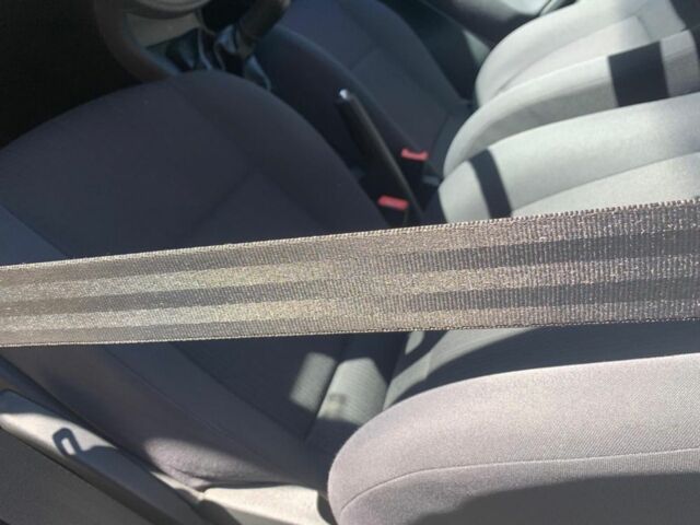 Білий Шкода Октавія, об'ємом двигуна 1.6 л та пробігом 181 тис. км за 7800 $, фото 9 на Automoto.ua