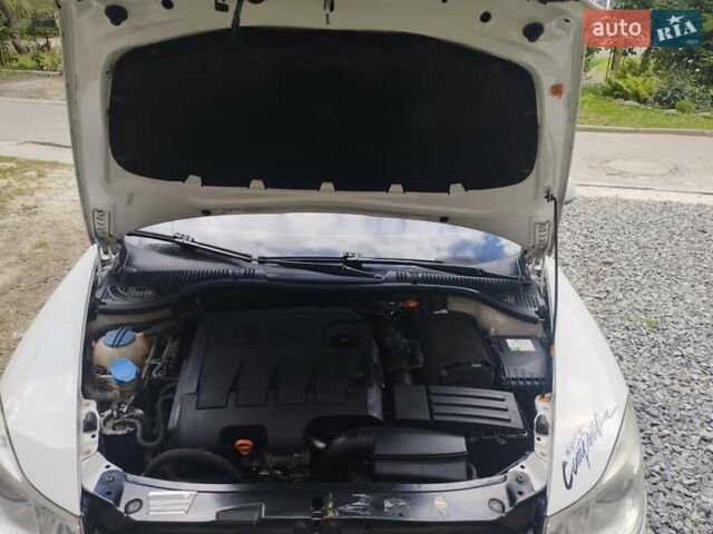 Белый Шкода Октавия, объемом двигателя 1.6 л и пробегом 335 тыс. км за 7550 $, фото 9 на Automoto.ua