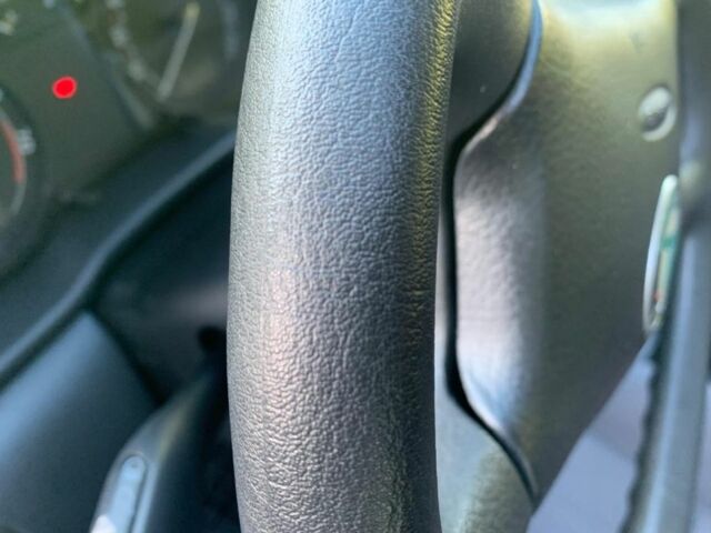 Білий Шкода Октавія, об'ємом двигуна 1.6 л та пробігом 181 тис. км за 7800 $, фото 8 на Automoto.ua