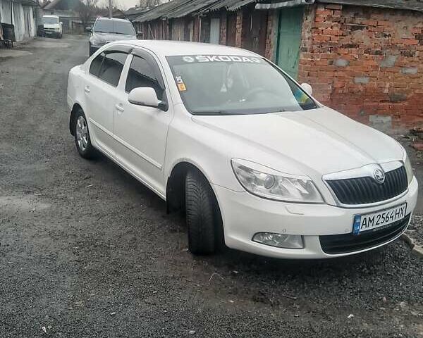 Белый Шкода Октавия, объемом двигателя 1.6 л и пробегом 280 тыс. км за 7600 $, фото 13 на Automoto.ua