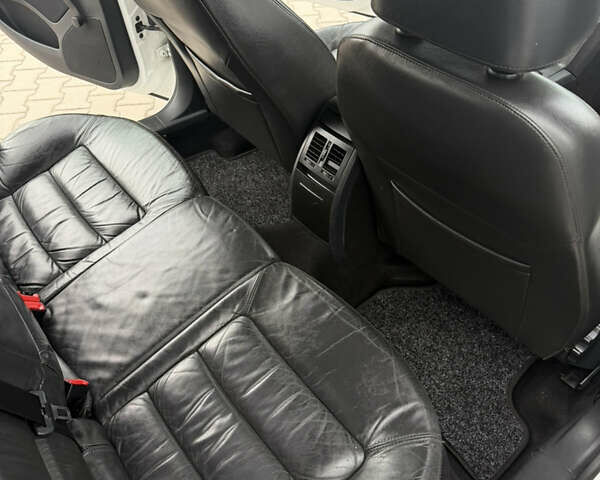 Белый Шкода Октавия, объемом двигателя 1.6 л и пробегом 231 тыс. км за 7150 $, фото 37 на Automoto.ua