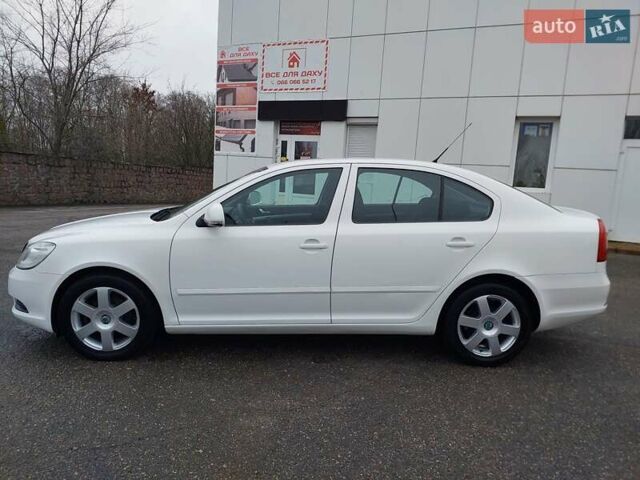 Белый Шкода Октавия, объемом двигателя 1.4 л и пробегом 187 тыс. км за 7800 $, фото 4 на Automoto.ua