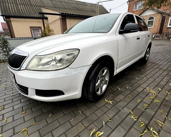 Белый Шкода Октавия, объемом двигателя 1.9 л и пробегом 299 тыс. км за 6700 $, фото 16 на Automoto.ua