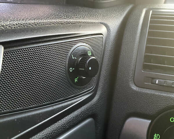 Білий Шкода Октавія, об'ємом двигуна 1.6 л та пробігом 330 тис. км за 6688 $, фото 31 на Automoto.ua