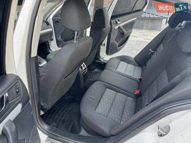 Белый Шкода Октавия, объемом двигателя 1.8 л и пробегом 283 тыс. км за 6499 $, фото 14 на Automoto.ua