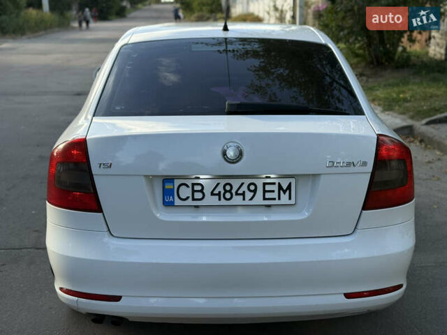 Белый Шкода Октавия, объемом двигателя 1.8 л и пробегом 277 тыс. км за 6450 $, фото 5 на Automoto.ua