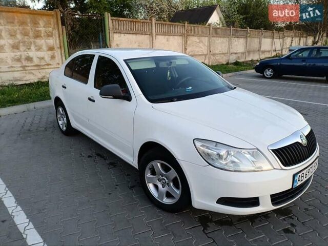 Белый Шкода Октавия, объемом двигателя 1.9 л и пробегом 286 тыс. км за 6300 $, фото 2 на Automoto.ua