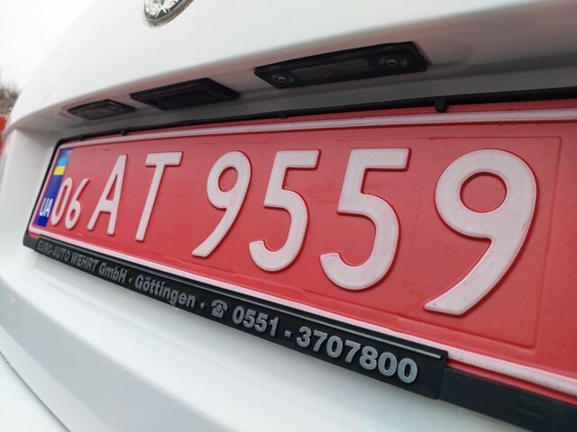 Белый Шкода Октавия, объемом двигателя 1.4 л и пробегом 187 тыс. км за 8000 $, фото 11 на Automoto.ua