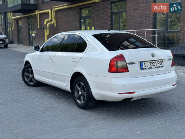 Белый Шкода Октавия, объемом двигателя 1.8 л и пробегом 283 тыс. км за 6499 $, фото 7 на Automoto.ua