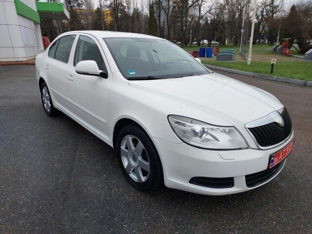 Белый Шкода Октавия, объемом двигателя 1.4 л и пробегом 187 тыс. км за 8000 $, фото 9 на Automoto.ua