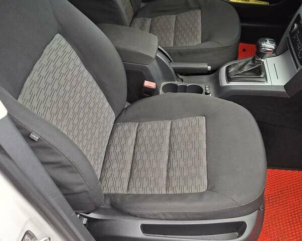 Белый Шкода Октавия, объемом двигателя 1.6 л и пробегом 240 тыс. км за 8100 $, фото 13 на Automoto.ua