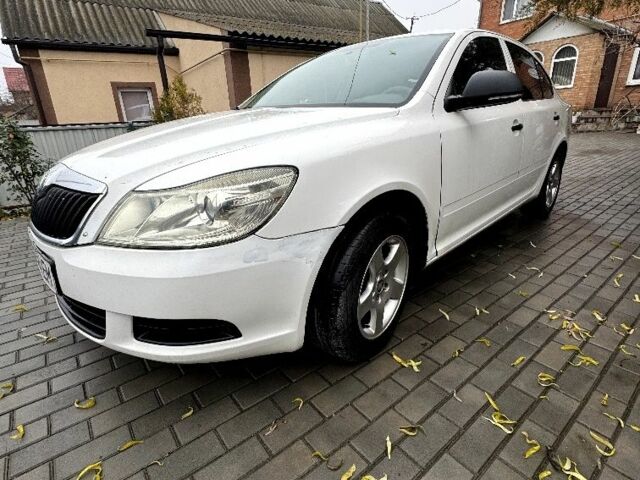 Білий Шкода Октавія, об'ємом двигуна 1.9 л та пробігом 299 тис. км за 6700 $, фото 6 на Automoto.ua
